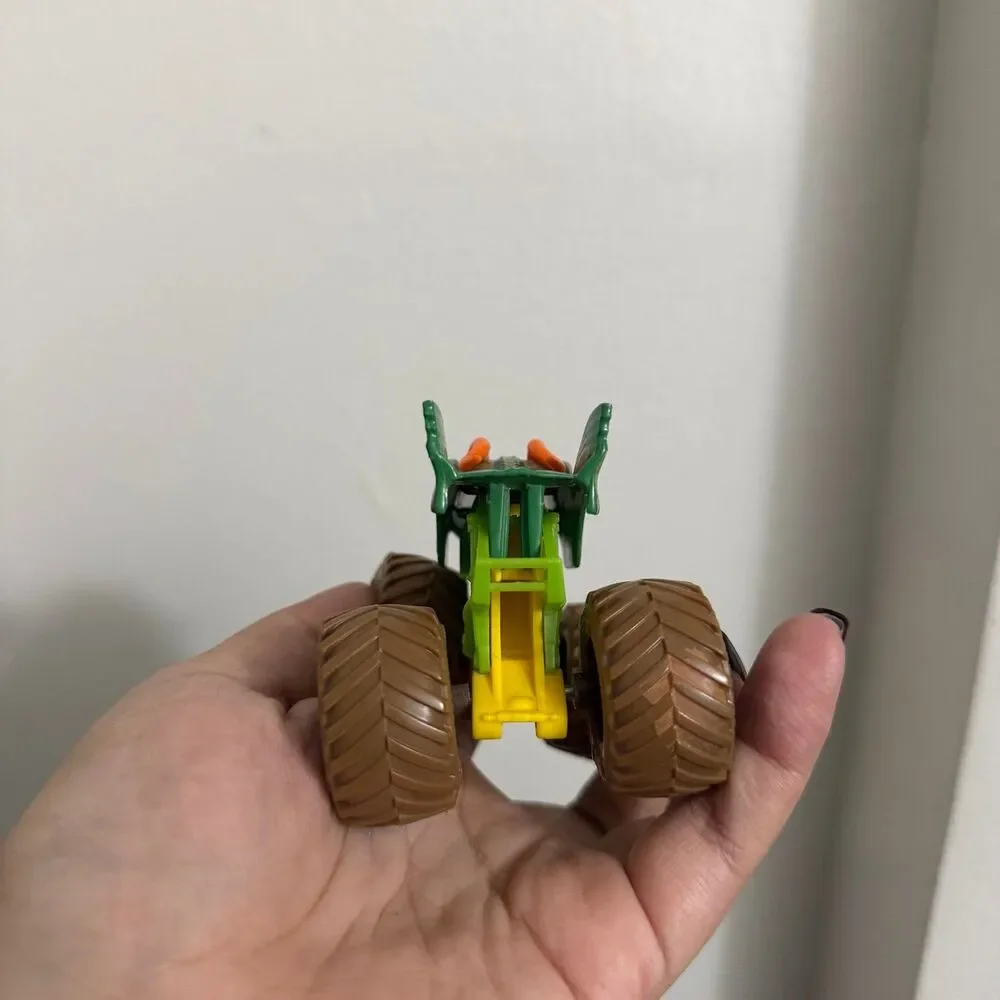 Spin Master Monster Jam Dragon Monster Truck